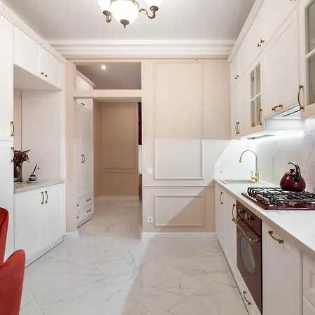 39 Svobody Avenue Apartman Lviv